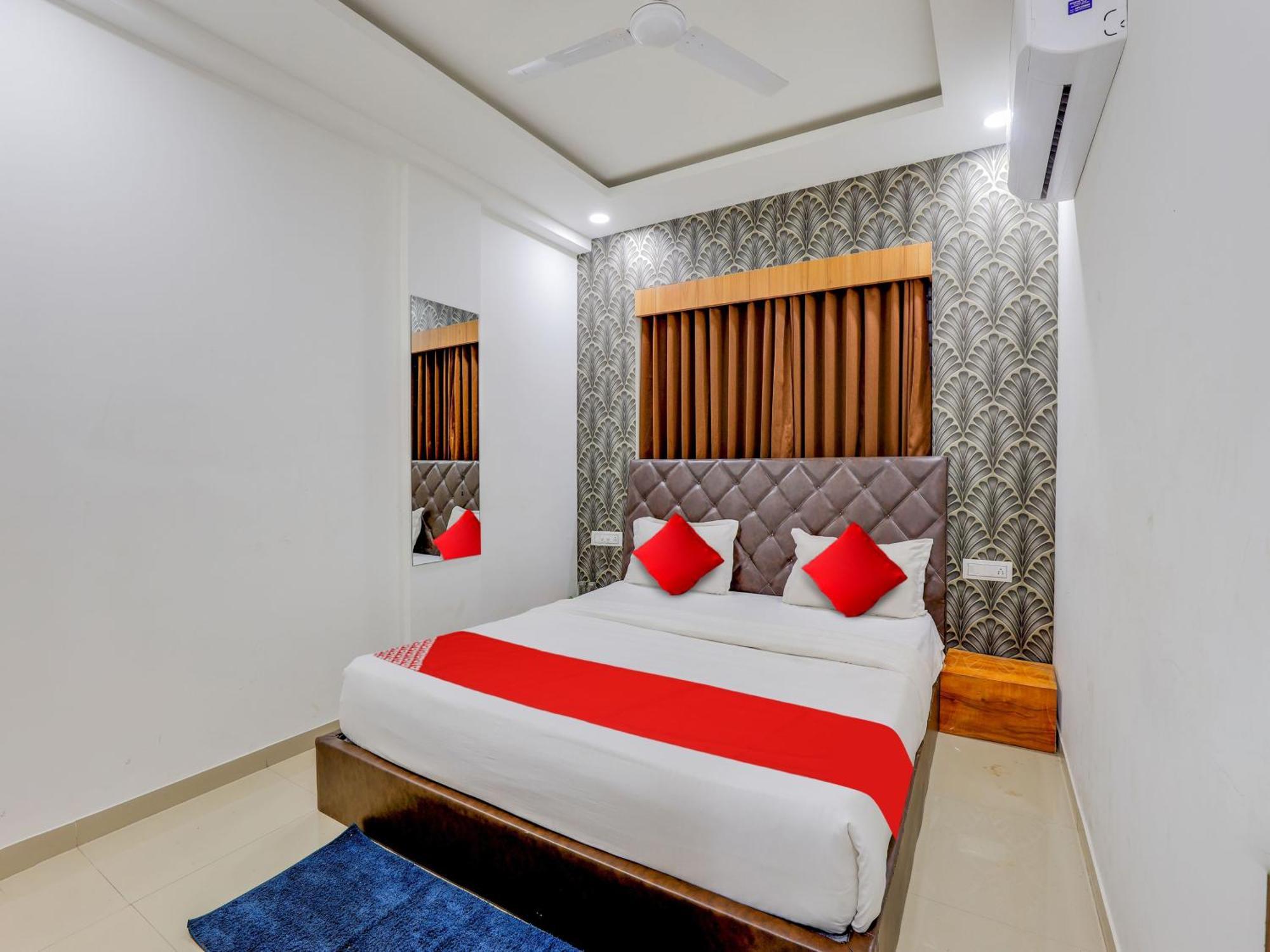 Hotel O Md Grand Ac Rooms Vadodara Ngoại thất bức ảnh