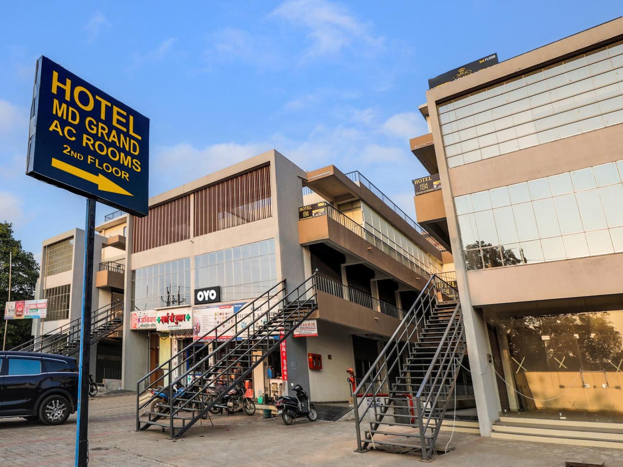 Hotel O Md Grand Ac Rooms Vadodara Ngoại thất bức ảnh